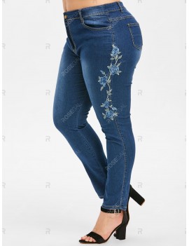 Plus Size Embroidered Skinny Jeans - 3x